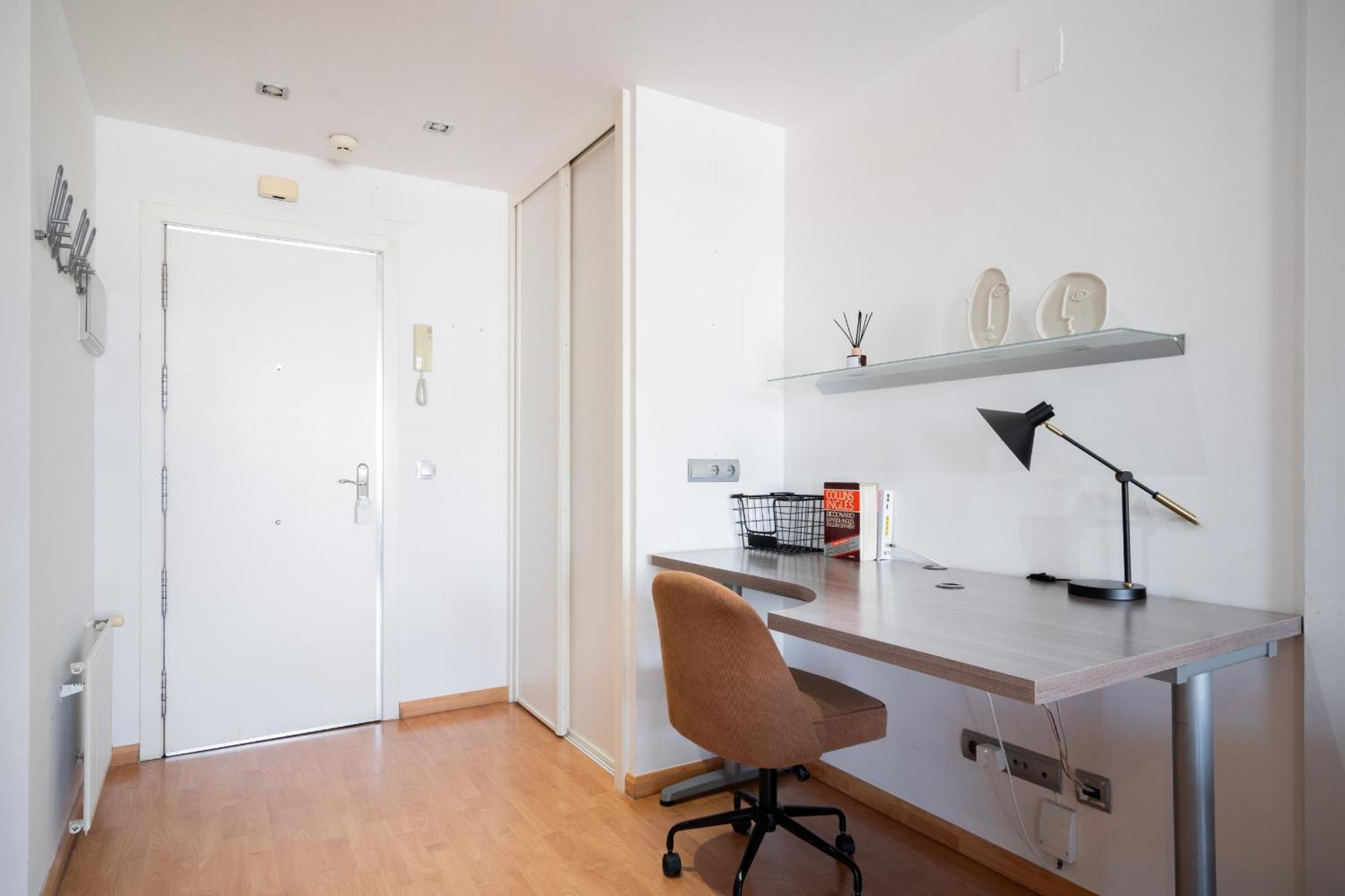 Apartamento En Plaza De Espana Alquiler Temporal Madrid Extérieur photo