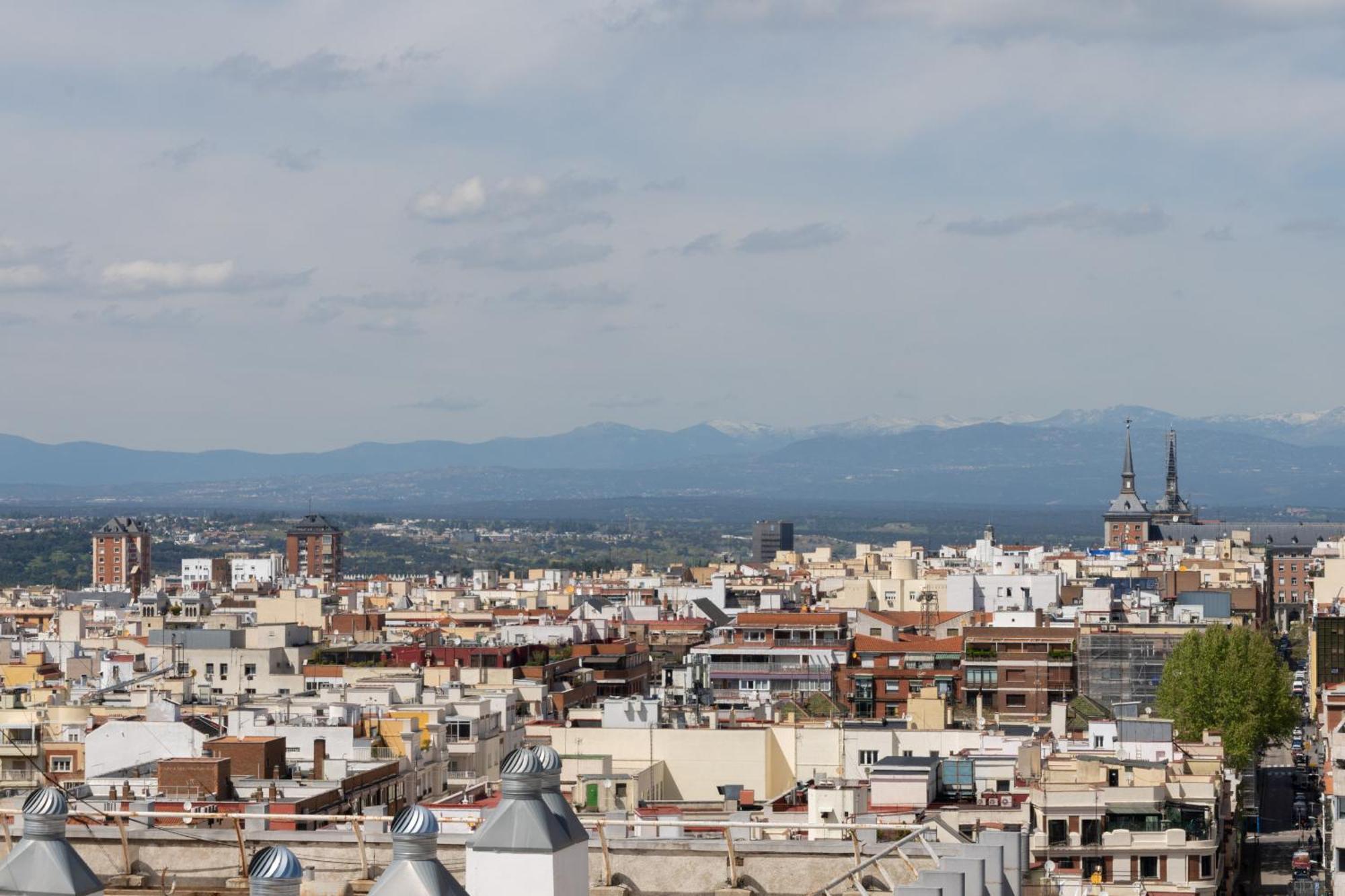 Apartamento En Plaza De Espana Alquiler Temporal Madrid Extérieur photo
